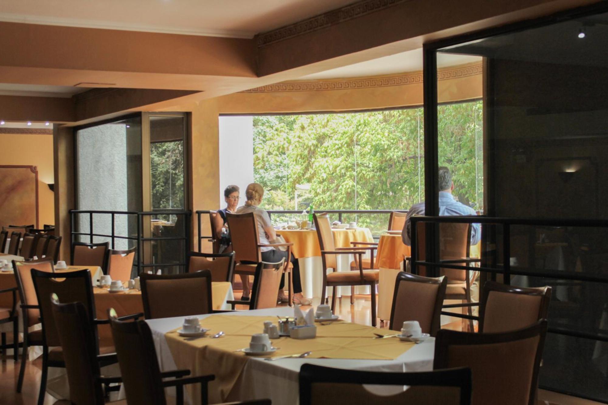 Hotel Leonardo Da Vinci Santiago Exterior photo